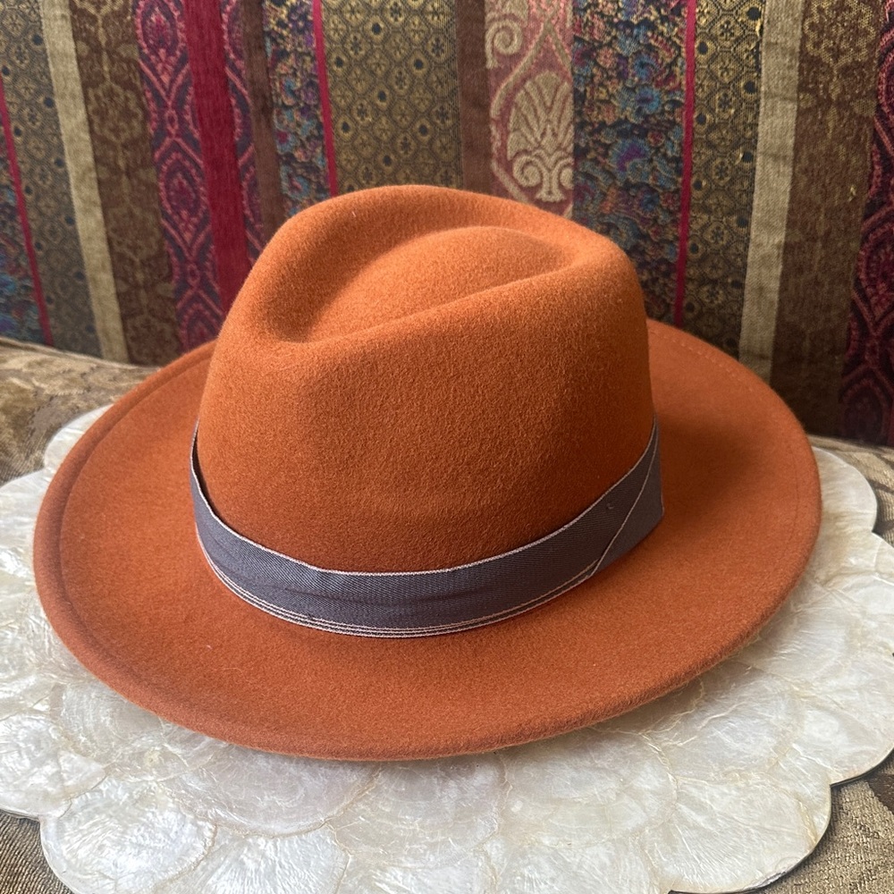 Vintage Rust Orange Wool Fedora with Gray Band Unisex